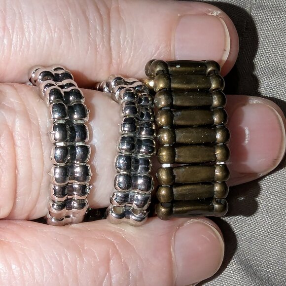 $3 with Bundle ~ Lot of 3 Rhinestone Stretch Rings 5424 - Picture 2 of 4